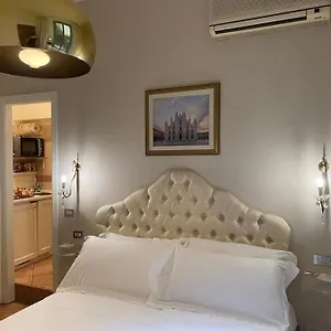 https://duomo-prestige.italymilanhotels.net