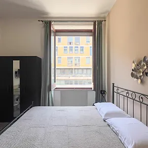  Apartment Puccini Centro