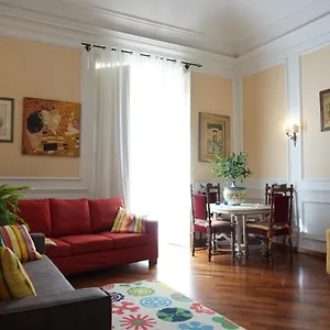  Apartment Elegante Centro Storico